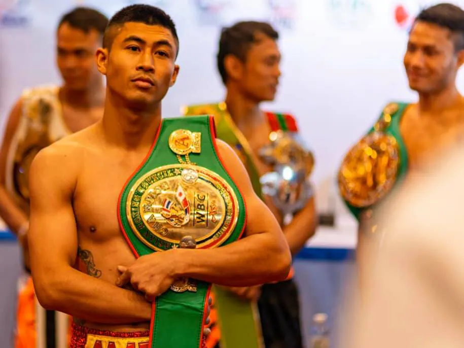 Apichet Petchmanee WBC