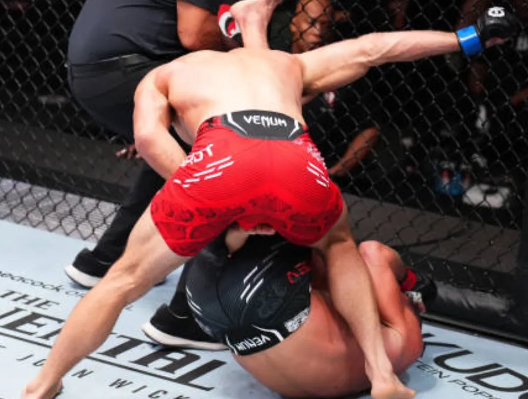 Gamrot gana por nocaut tras lesión de Fiziev en Las Vegas1