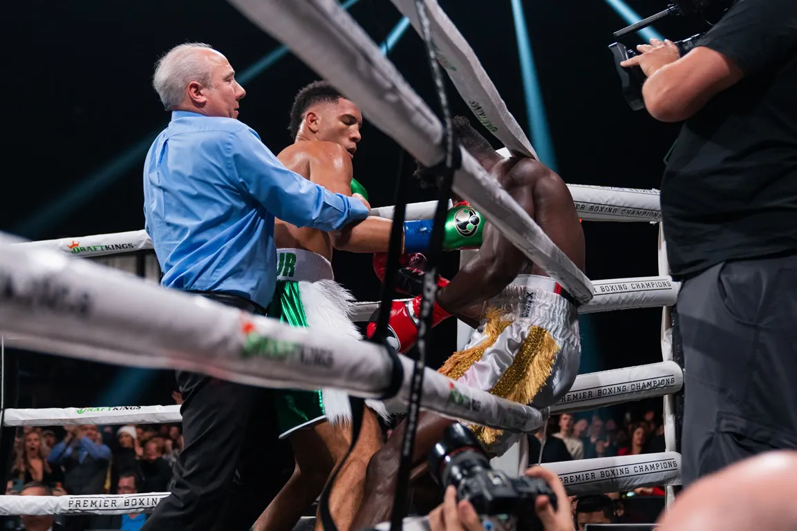 David Morrell Jr. vs Sena Agbeko - 12.16.23_12_16_2023_Fight10