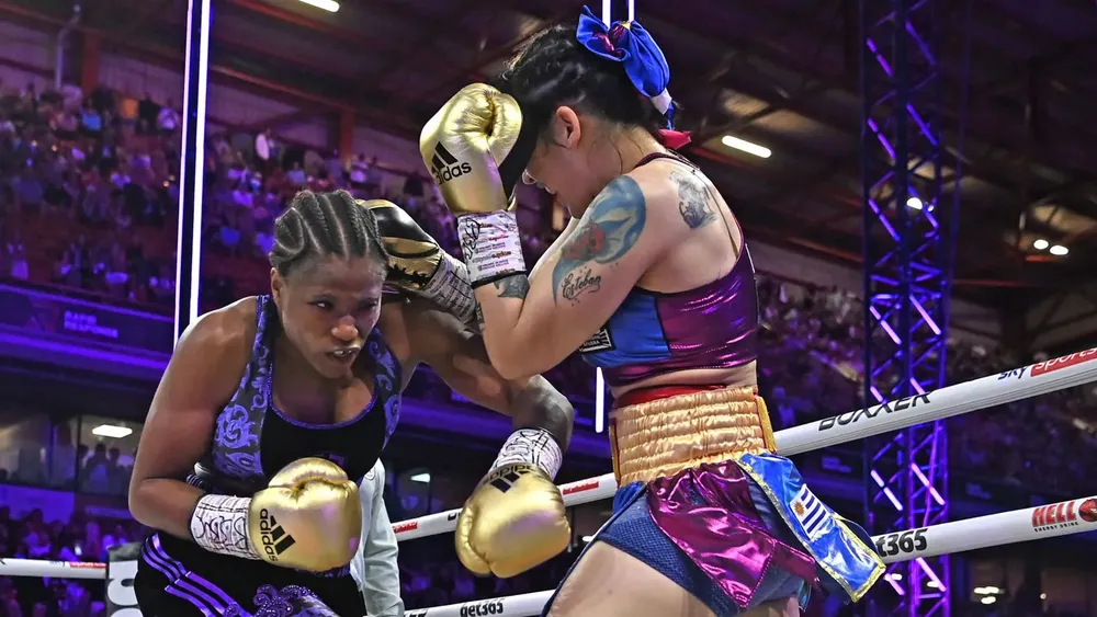 Caroline Dubois y Maira Moneo