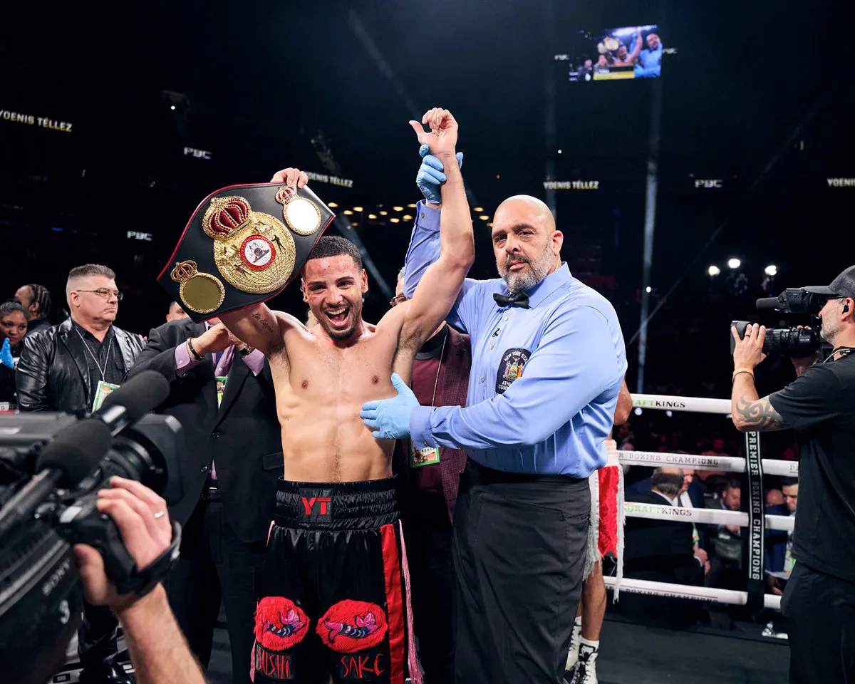 Yoenis Tellez vs Julian Williams_03_01_2025_Fight (12)