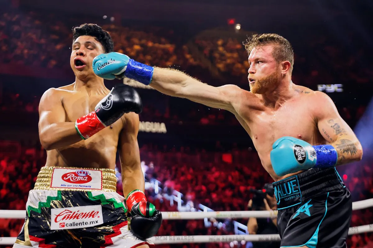 Canelo Alvarez vs Jaime Munguia_05_04_2024_Fight (11)