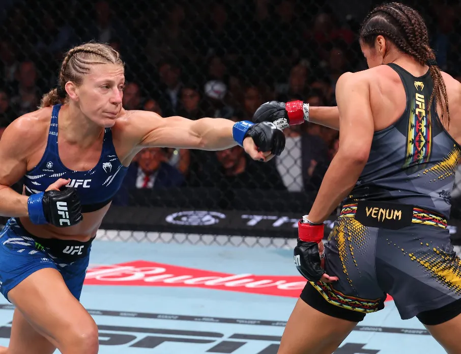 Kayla Harrison somete a Julianna Peña en UFC 316 y es nueva campeona