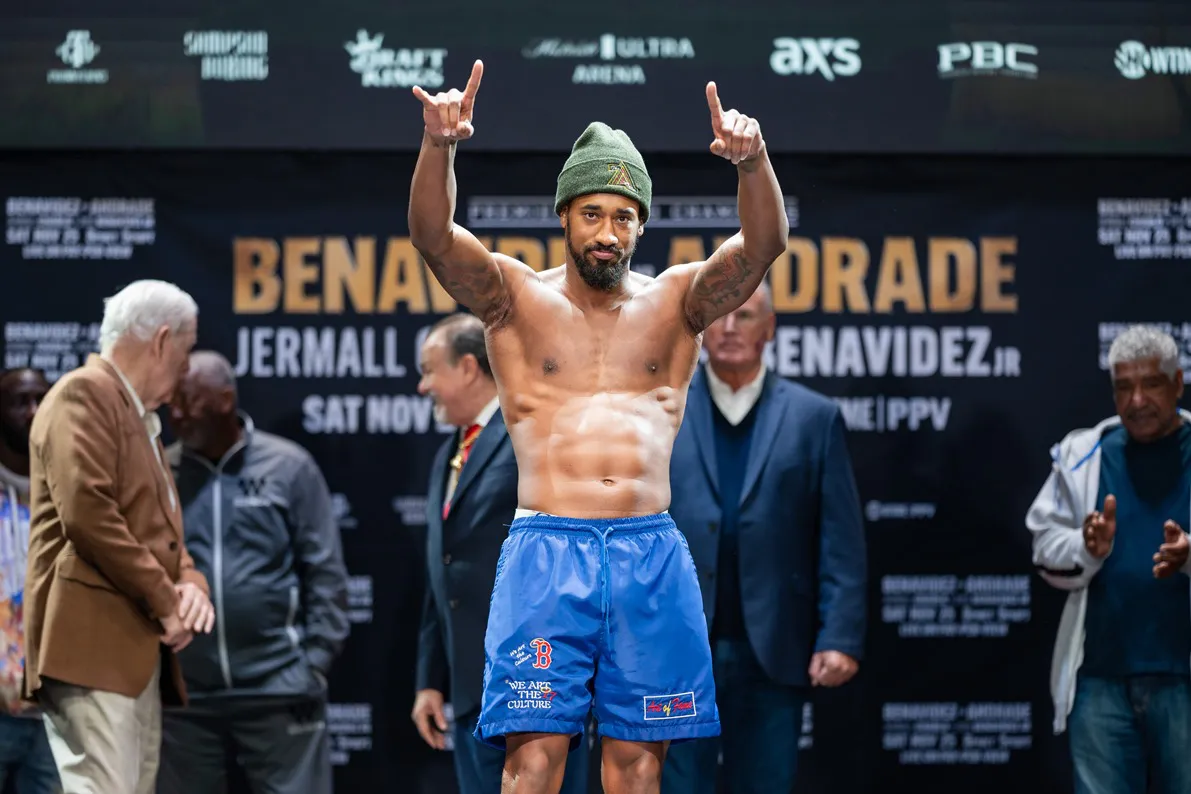 Benavidez vs Andrade Weigh-in - 11.24.23_11_25_2023_Weigh-in (35)
