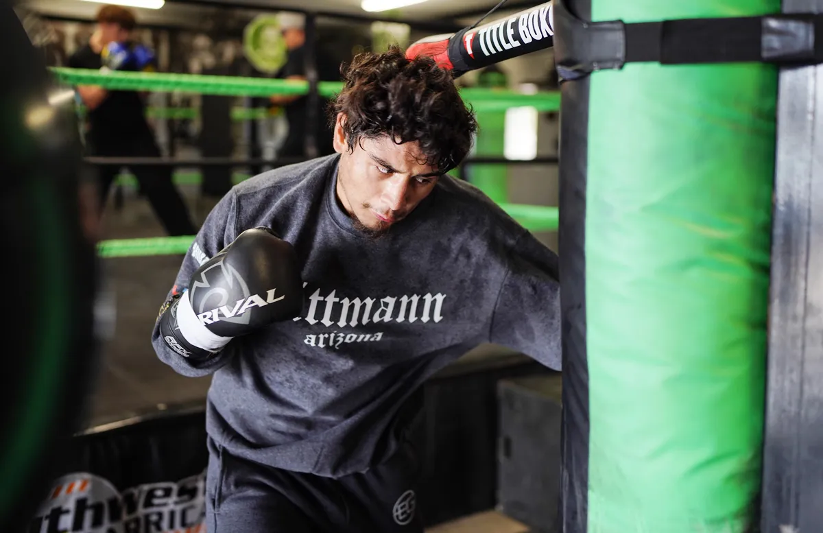 ElijahGarcíaEntrenamientosTGB Promociones(7)