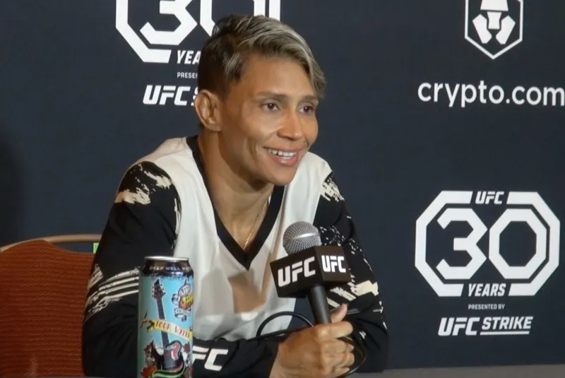 Amanda Lemos Va a ser una guerra. Y va a ser histórica