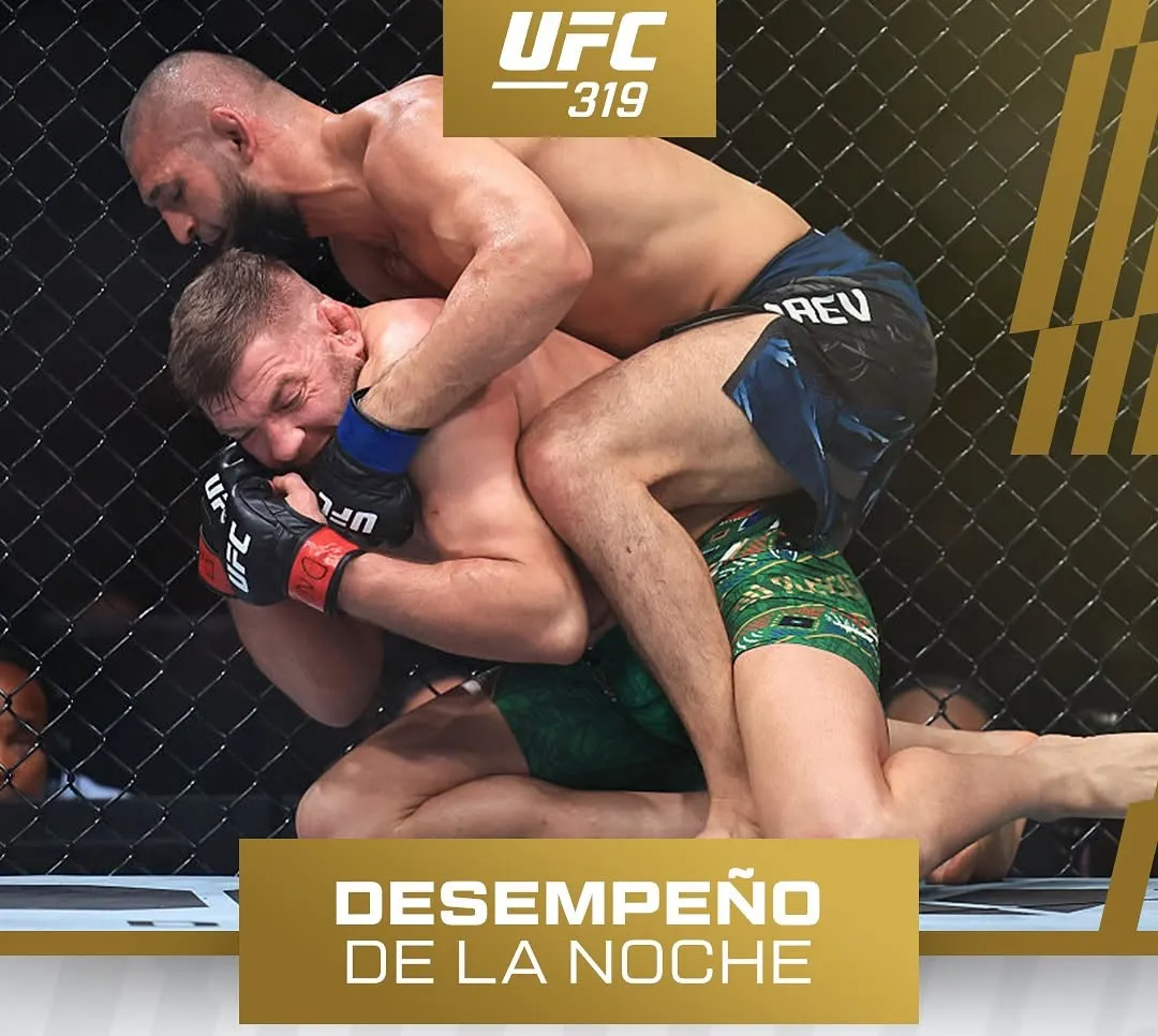 Chimaev gana bono por desempeño tras dominante victoria