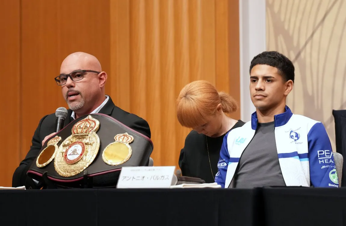 VargasHigaConferenciaNAOKI-2