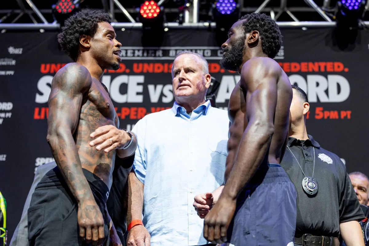 053_Spence_Crawford_Weigh-ins