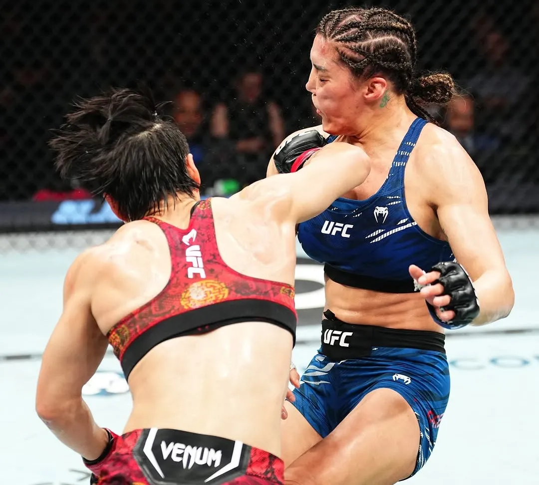 Zhang Weili retiene tras contundente DU sobre Tatiana Suarez en UFC 312