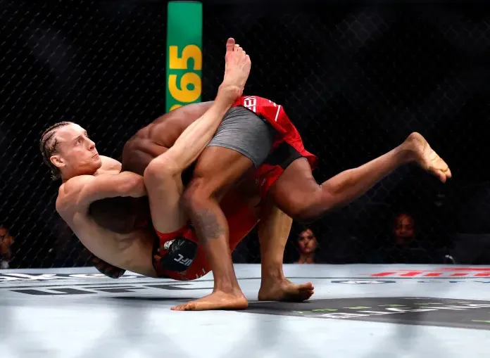 Paddy Pimblett somete a Bobby Green en UFC 304 y sigue su ascenso