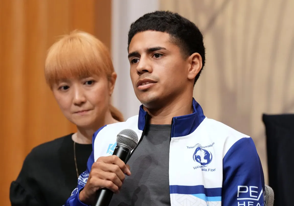 VargasHigaConferenciaNAOKI-3