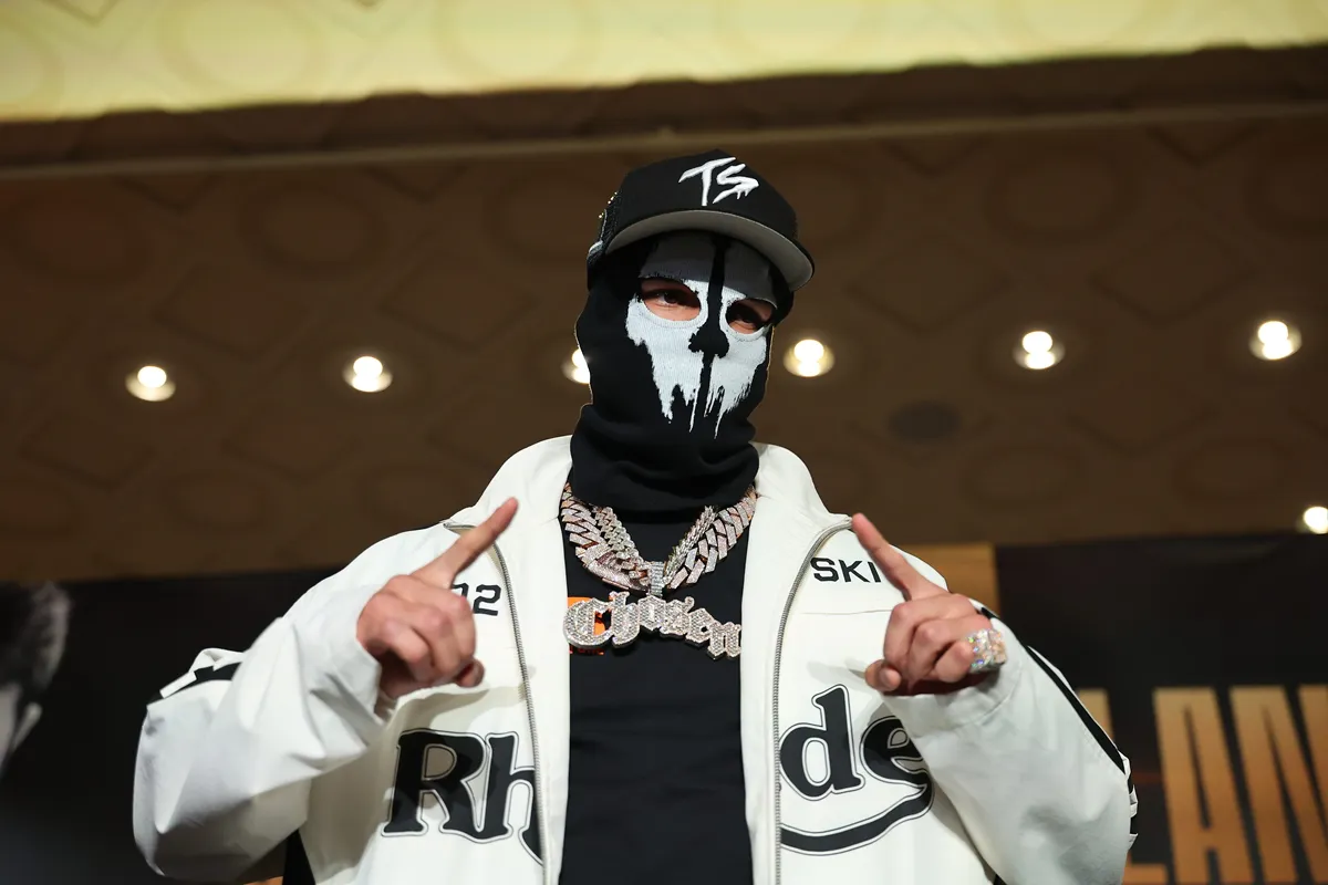 Canelo vs Berlanga Grand Arrivals - 09.10.24_09_14_2024_Grand Arrivals (42)