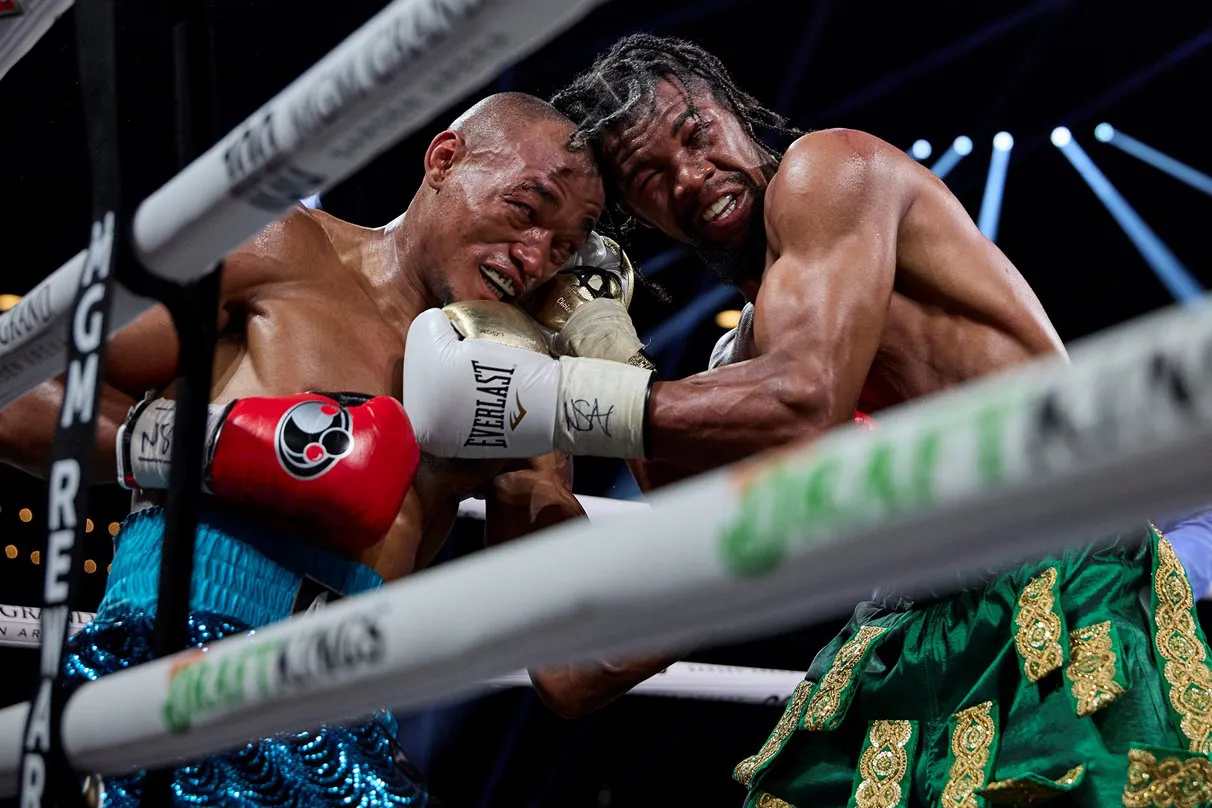 Gary Antuanne Russell vs Alberto Puello_06_15_2024_Fight (5)