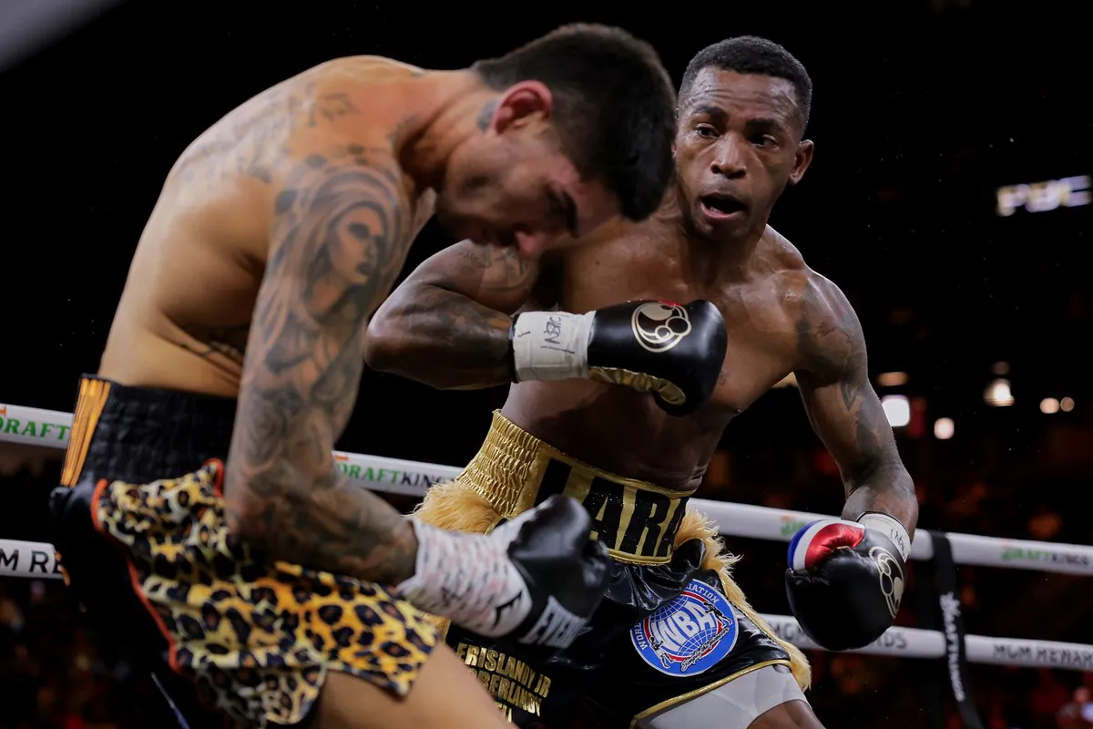 Erislandy Lara vs Michael Zerafa_03_30_2024_Fight (4)