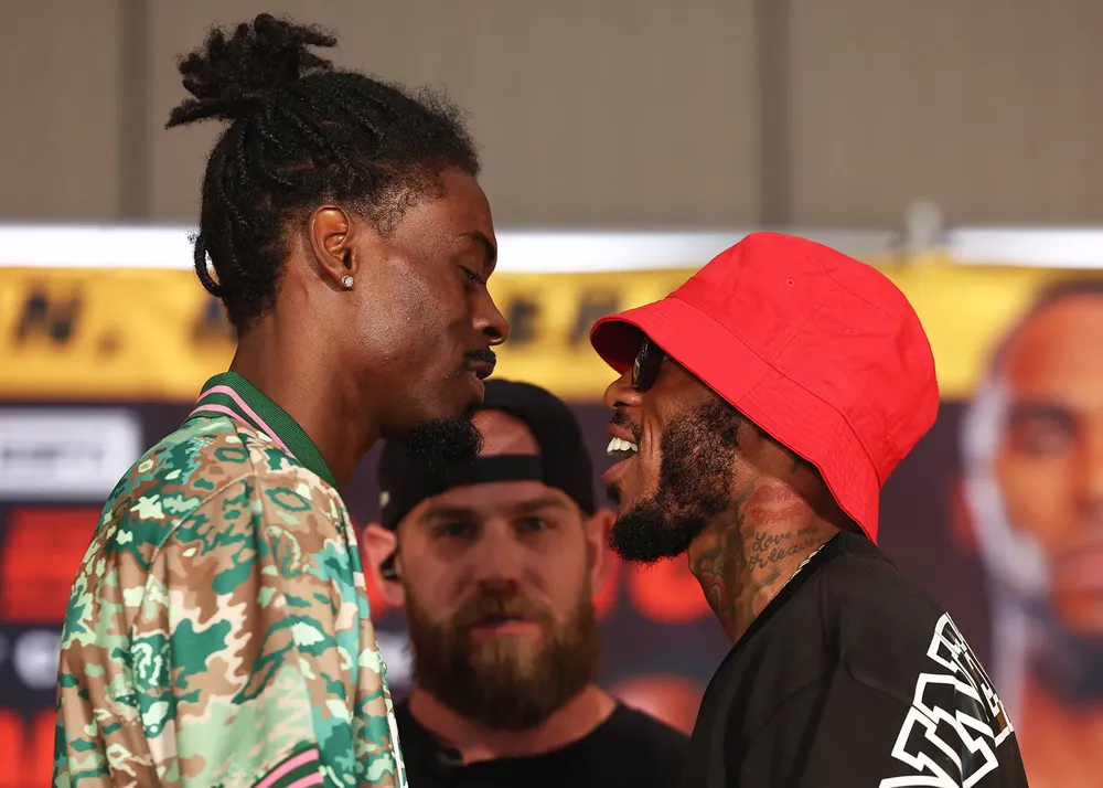 Kelvin Davis vs Nahir Albright_faceoff2