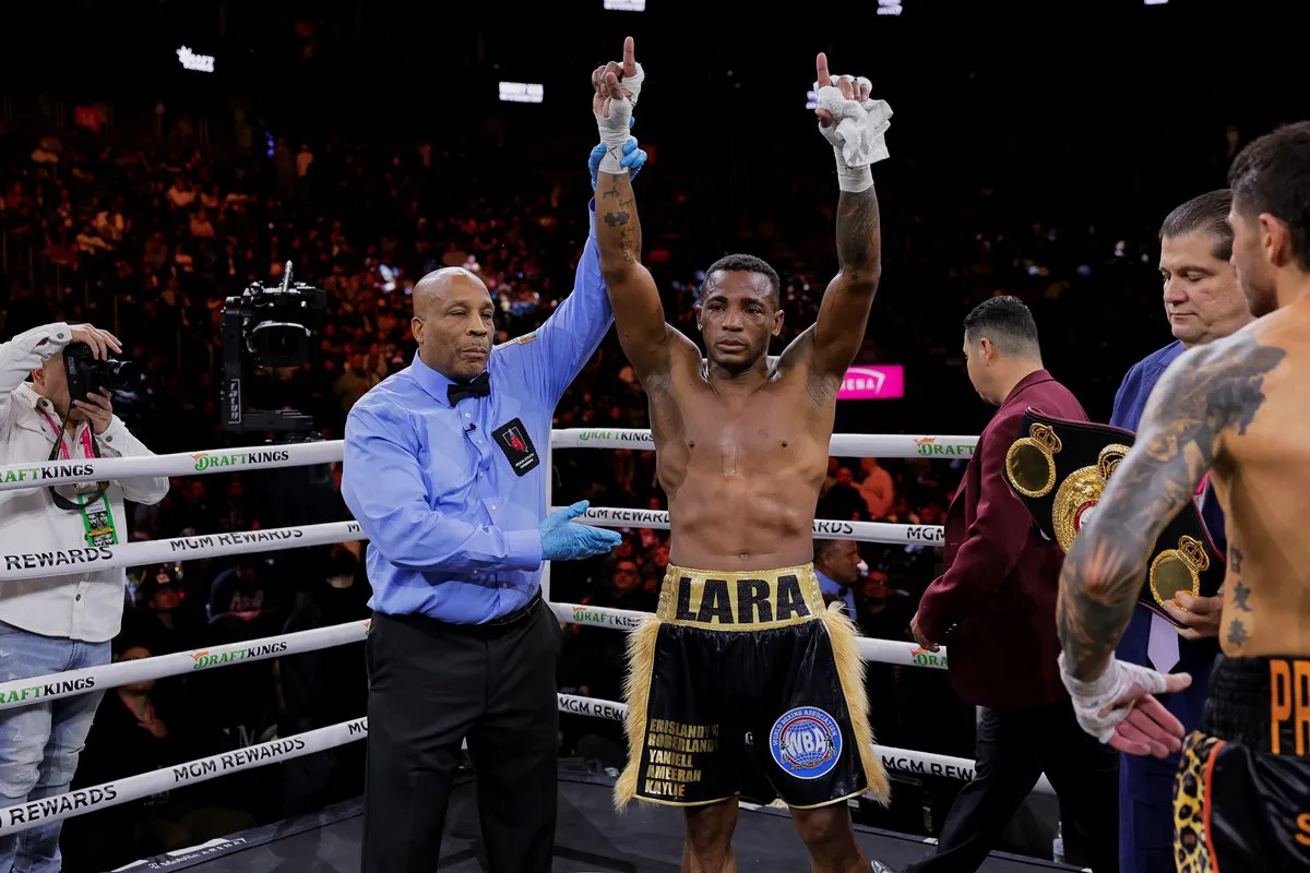 Erislandy Lara vs Michael Zerafa_03_30_2024_Fight (10)