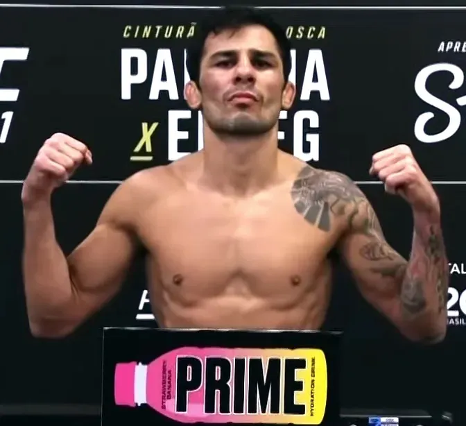 Alexandre Pantoja y Steve Erceg en peso por Mundial Mosca UFC en Brasil