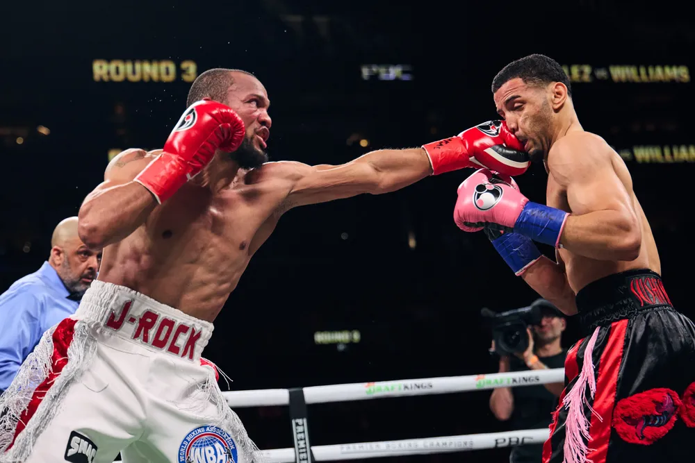 Yoenis Tellez vs Julian Williams_03_01_2025_Fight (1)