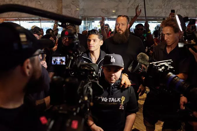 0006_Ryan Garcia arrival