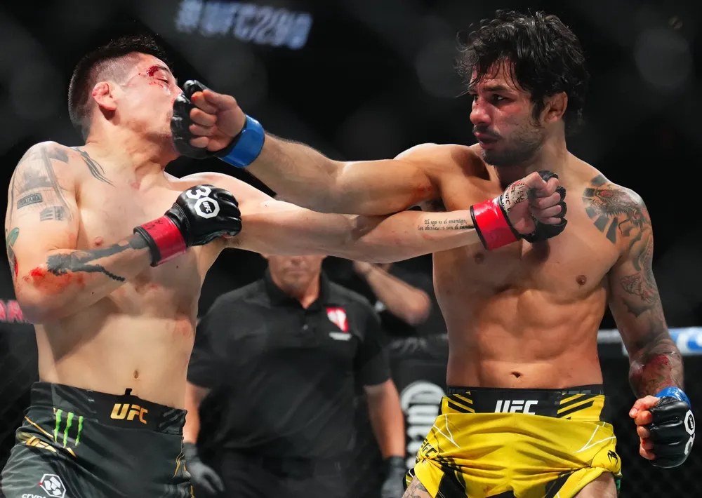 Pantoja es nuevo campeón al vencer por puntos a Moreno En Las Vegas