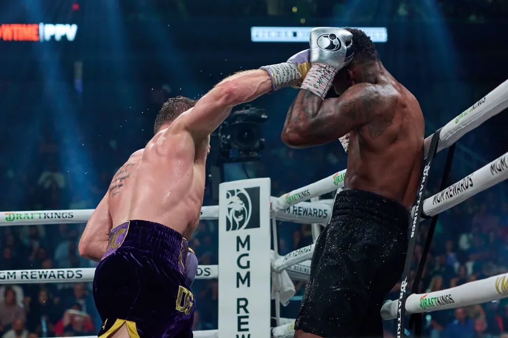 0146_Canelo vs Charlo