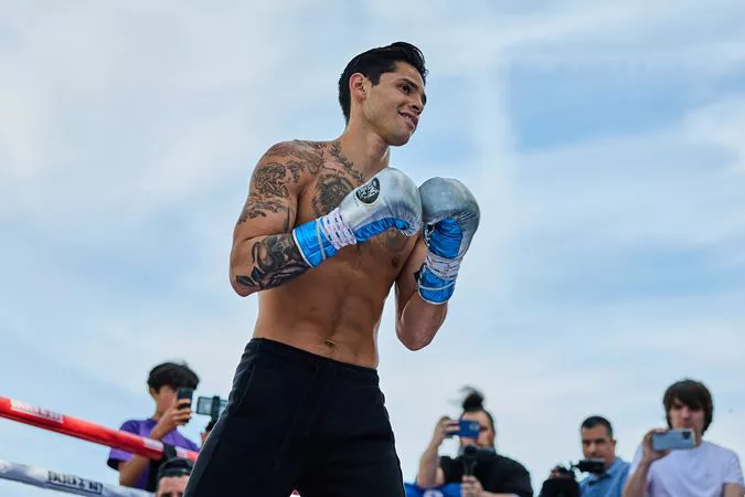 0114_Ryan Garcia media workout