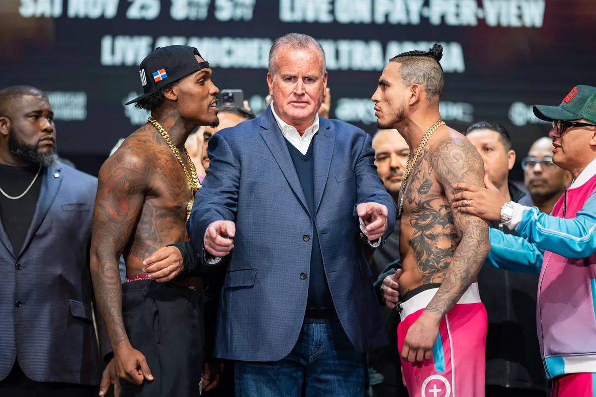 Benavidez vs Andrade Weigh-in - 11.24.23_11_25_2023_Weigh-in (29)