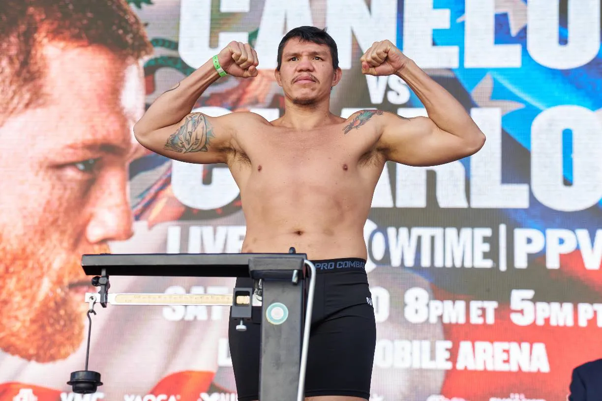 0006_Canelo vs Charlo Weigh-ins