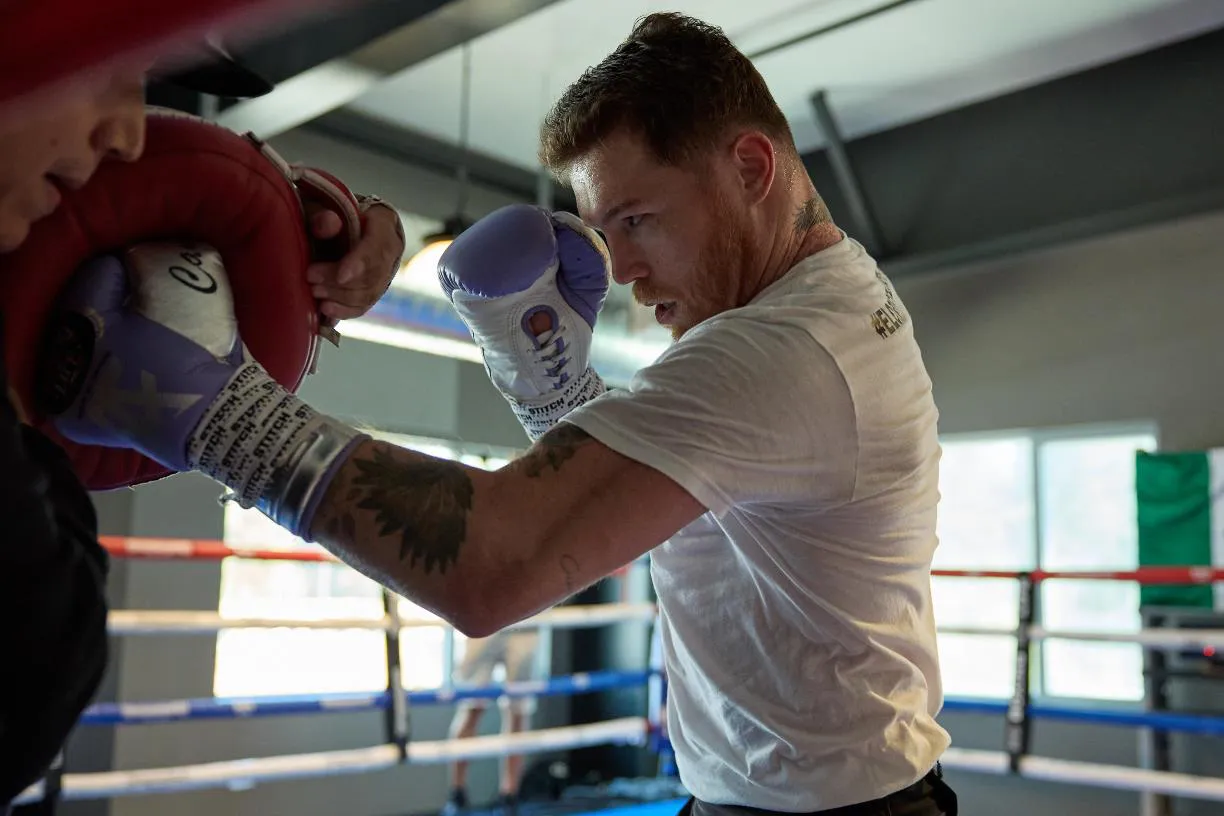 0024_Canelo Alvarez media workout