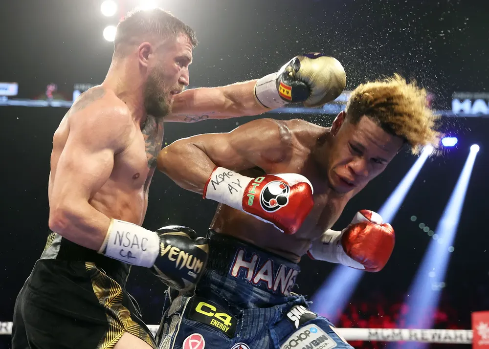 Devin Haney vs Vasiliy Lomachenko_action18