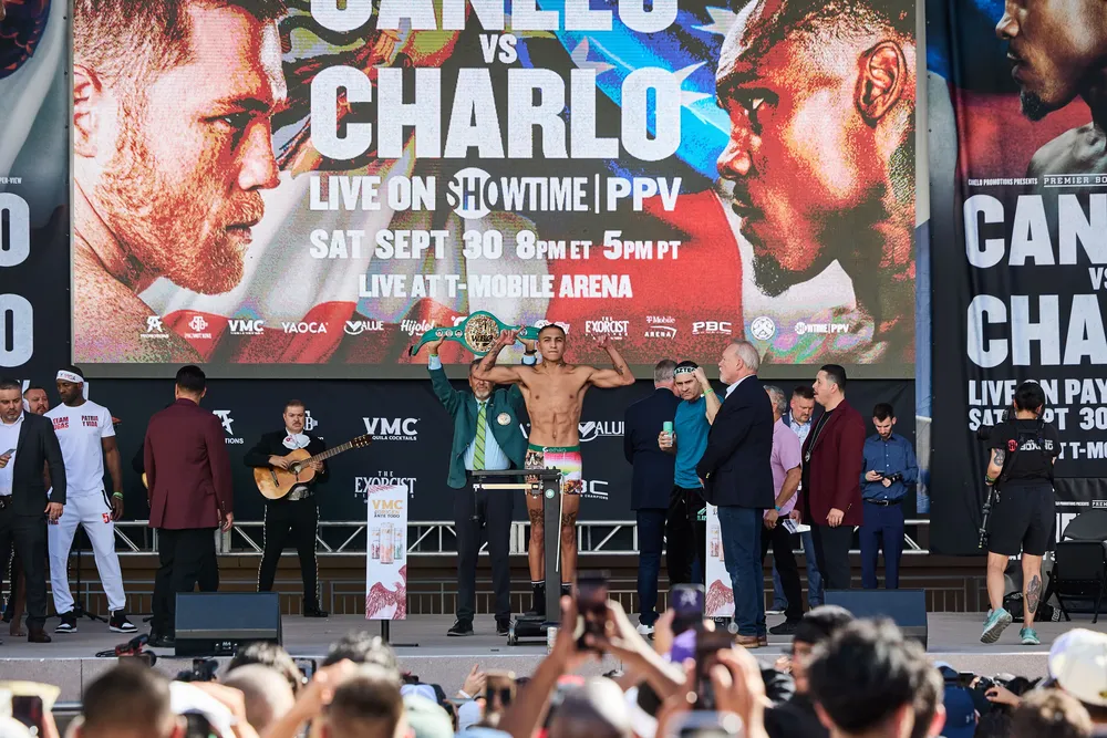 0024_Canelo vs Charlo Weigh-ins
