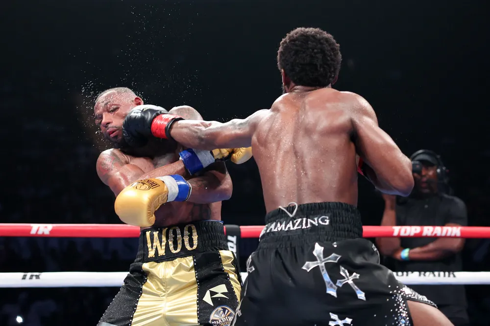 Keyshawn_Vs_Albright_Fight_Night_Action_08