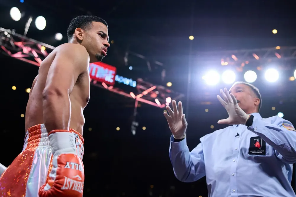 Rolando Romero vs Ismael Barroso (11)