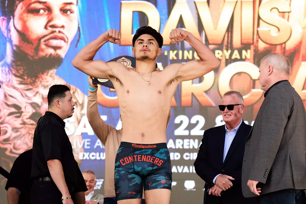 0058_Davis vs Garcia Weigh-ins