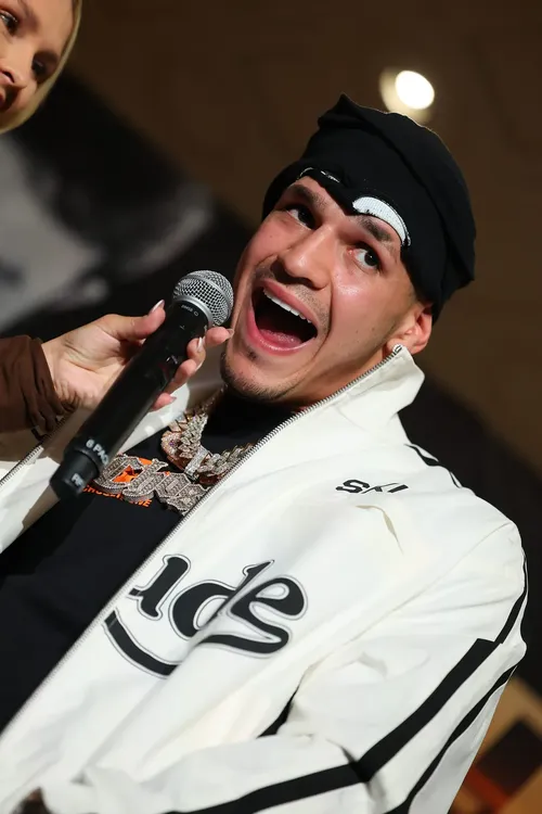 Canelo vs Berlanga Grand Arrivals - 09.10.24_09_14_2024_Grand Arrivals (43)