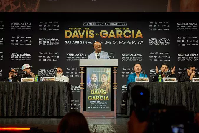 0024_Davis vs Garcia Press Conference