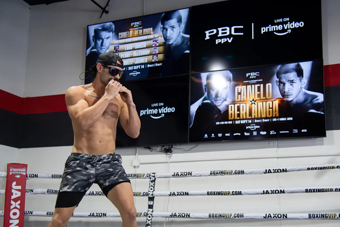 Canelo vs Berlanga Undercard Media Workout - 08.27.24_09_14_2024_Workout (12)