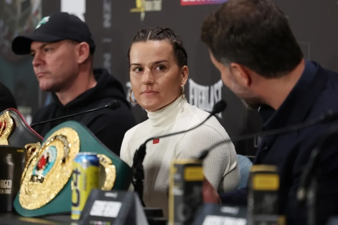 CameronTaylor2ConferenciaFinalMATCH (5)