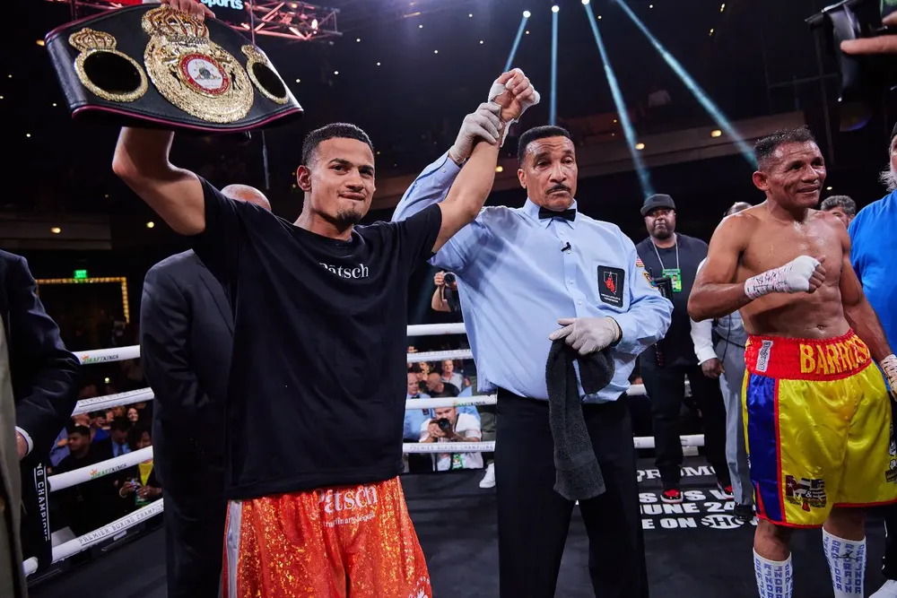 Rolando Romero vs Ismael Barroso (5)