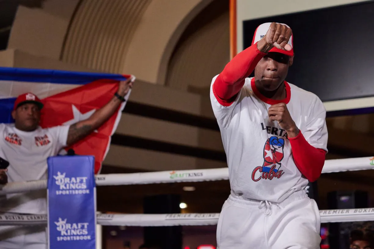 YordenisUgasEntrenoEstherLin (2)