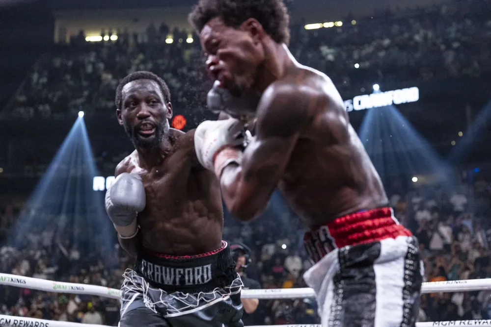 040_Spence_vs_Crawford