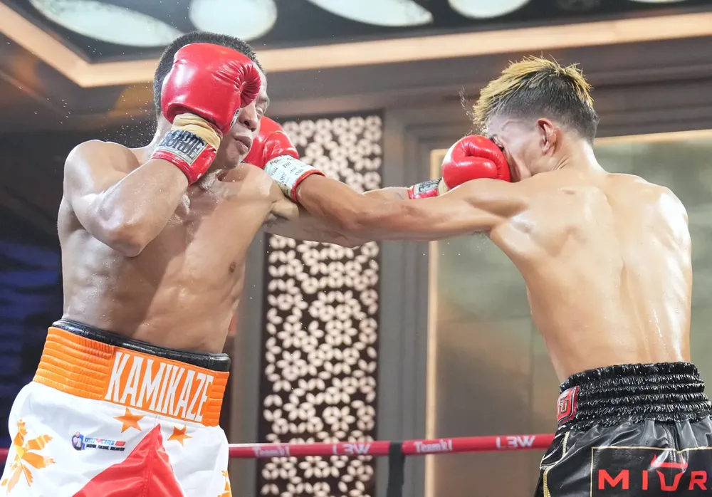Vince Paras UD8R Ayumu Hanada (5)