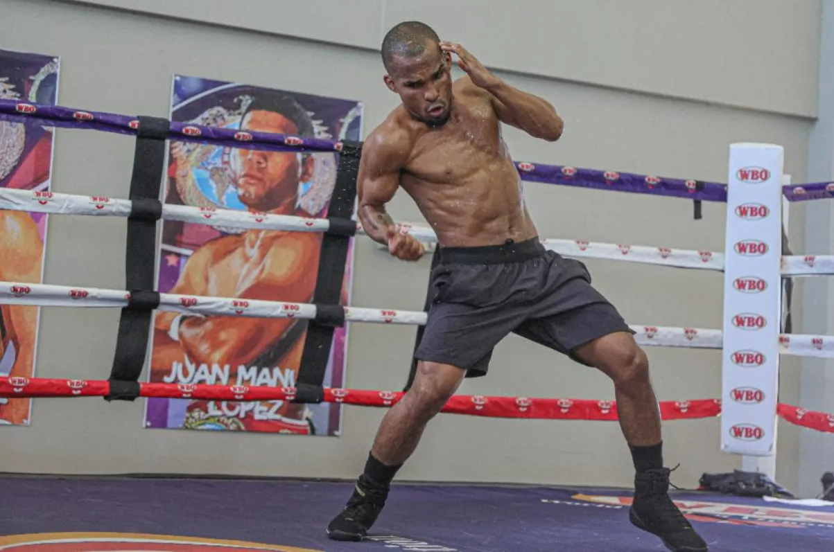 BombaGonzalezVictorPlanasWBO-1