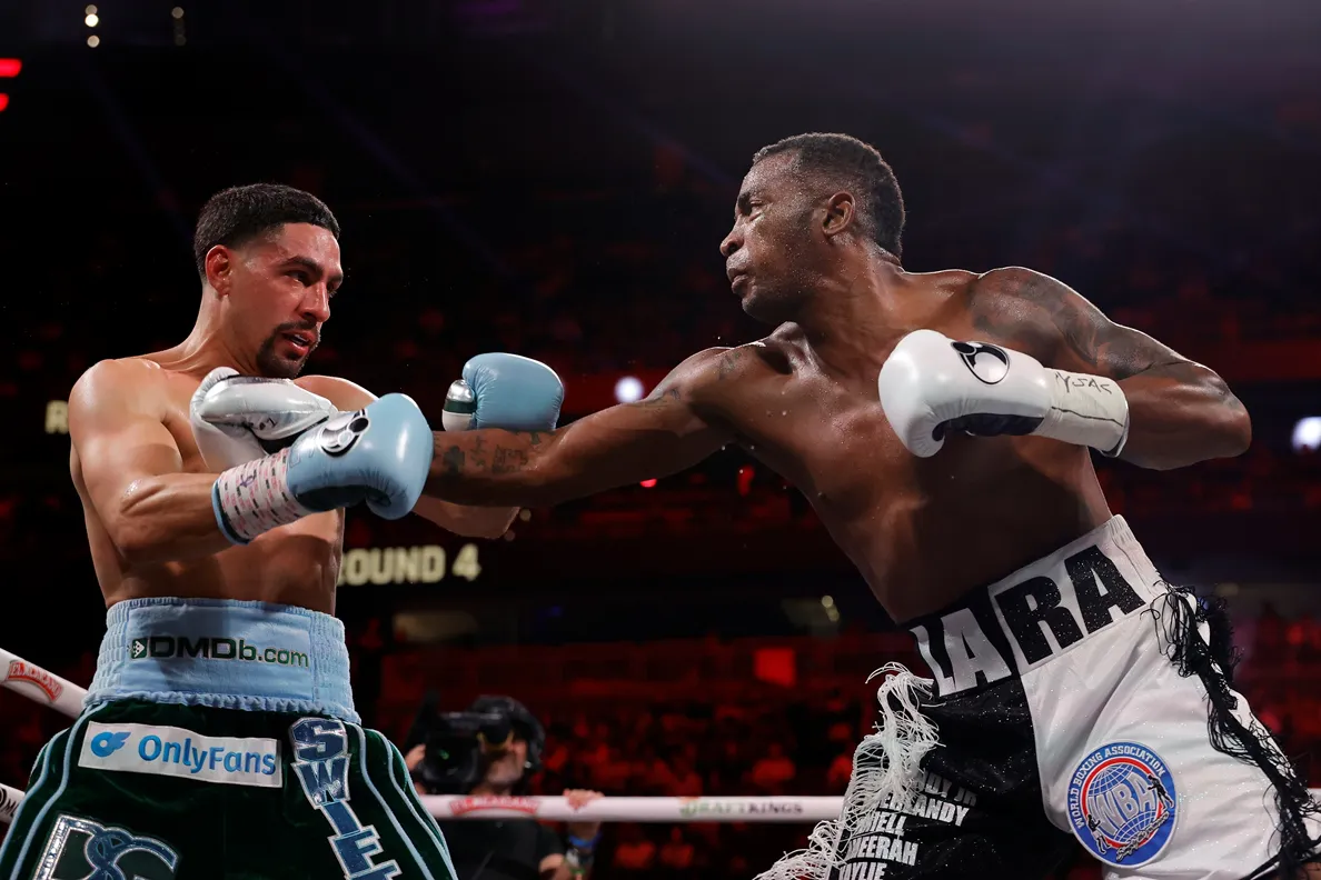 Erislandy Lara V Danny Garcia 09.14.24_09_14_2024_Fight (3)
