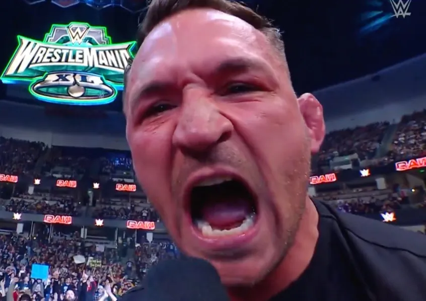 Michael Chandler reta a Conor McGregor desde WWE RAW