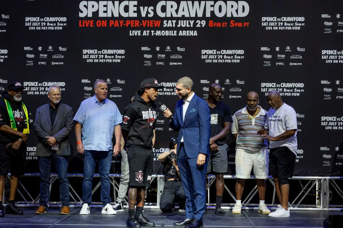 061_Spence_Crawford_Weigh-ins