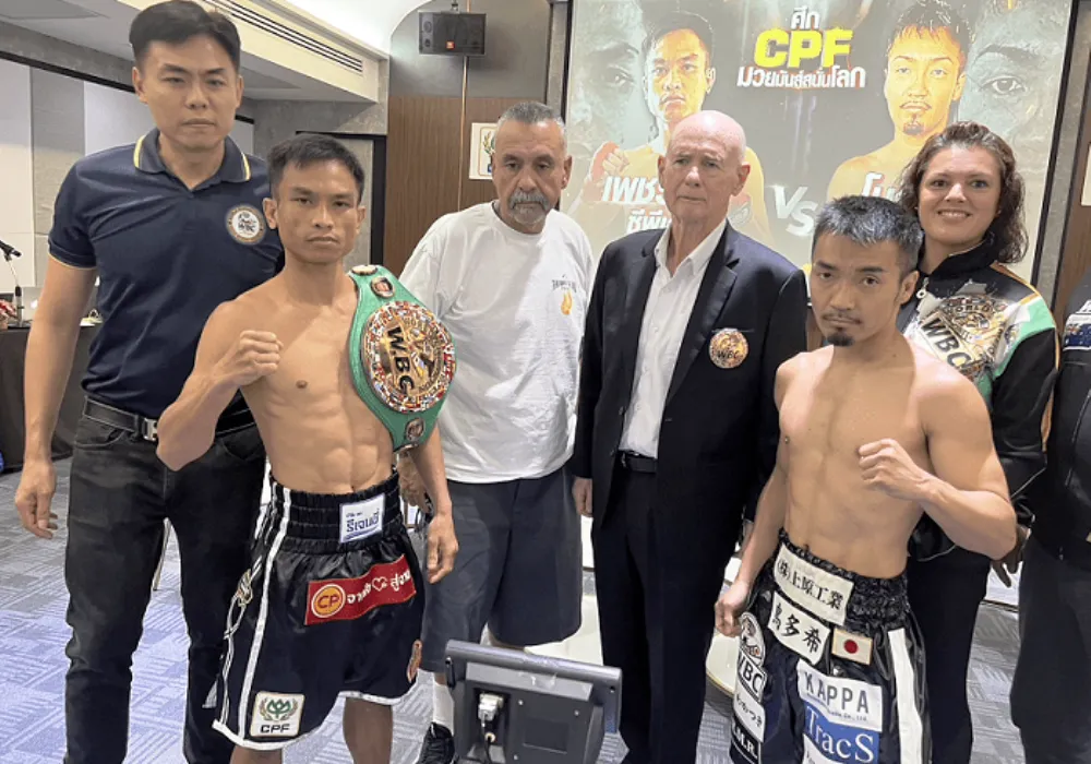 Panya Pradabsri y Norihito Tanaka