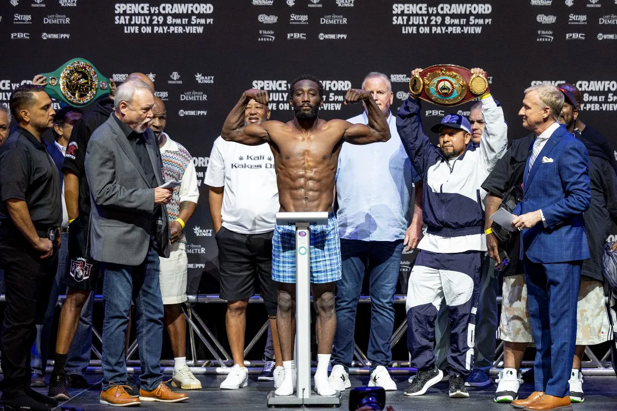 047_Spence_Crawford_Weigh-ins