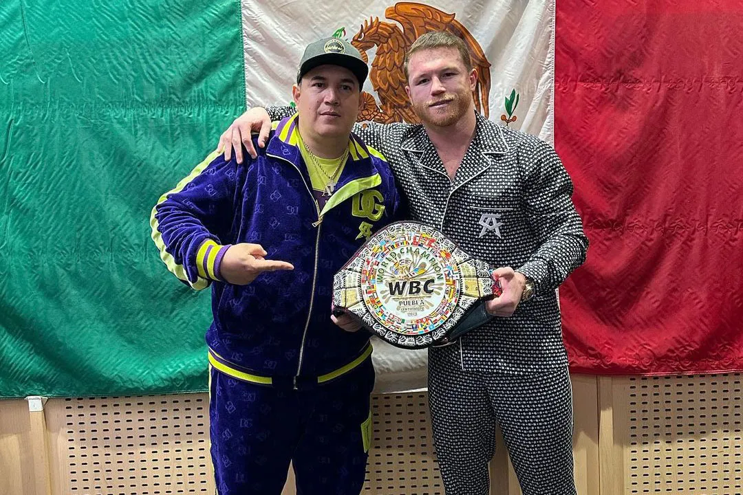 Eddy Reynoso y Canelo Alvarez